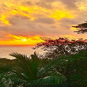 Pensjonat Au Lever Du Soleil Sea View, Au Cap