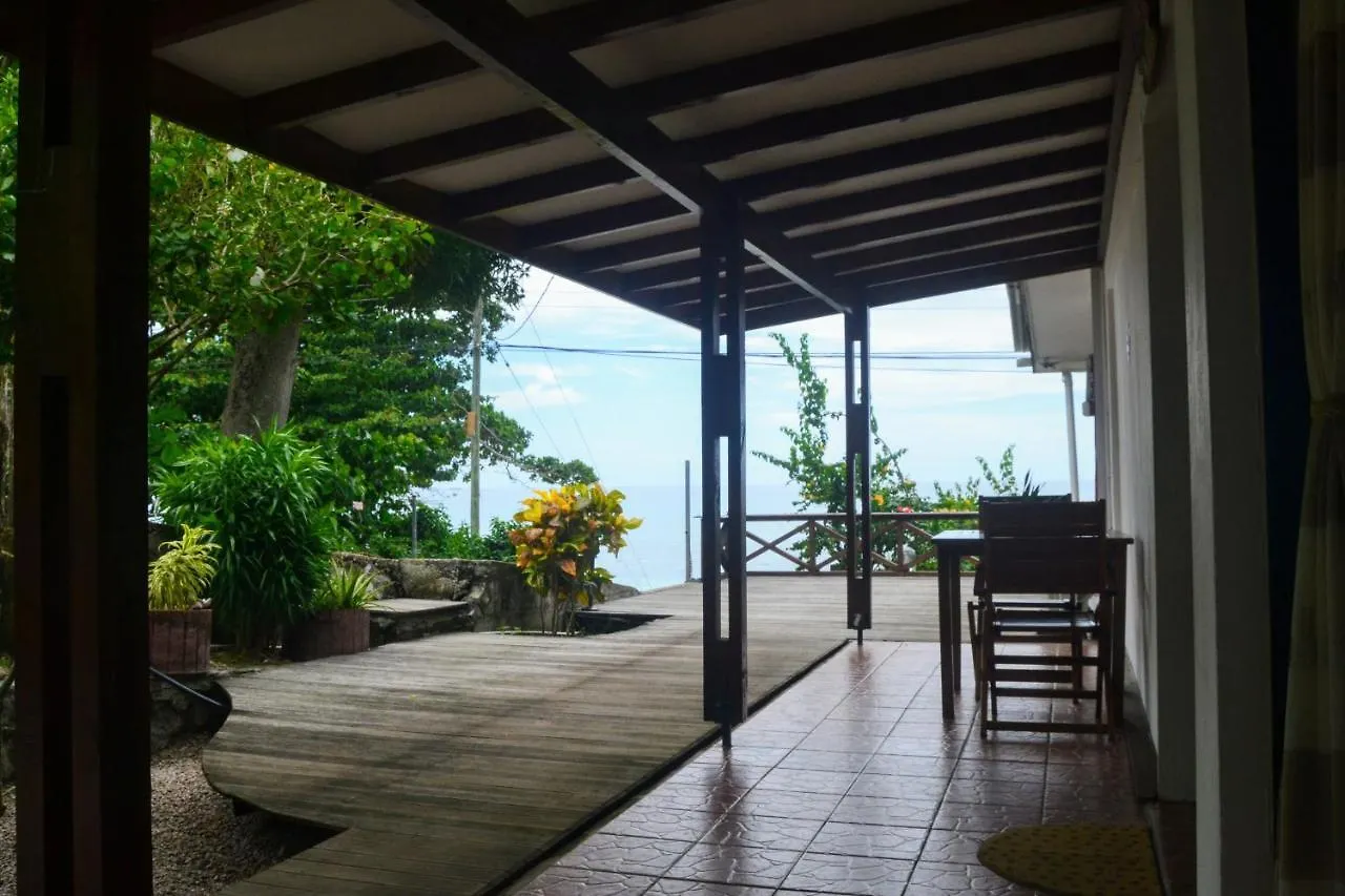 The Beach House Hotel Beau Vallon  Guest house