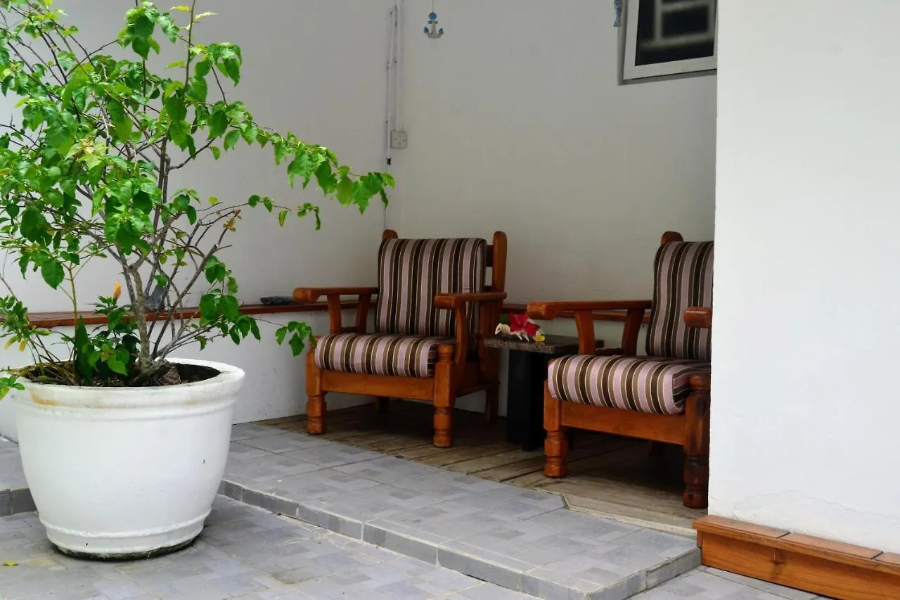 The Beach House Hotel Beau Vallon